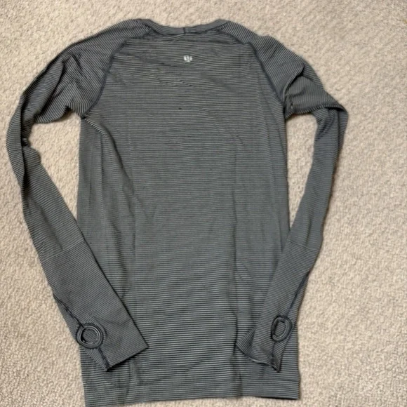 Lululemon Swiftly Tech
Long Sleeve - Picture 5 of 5